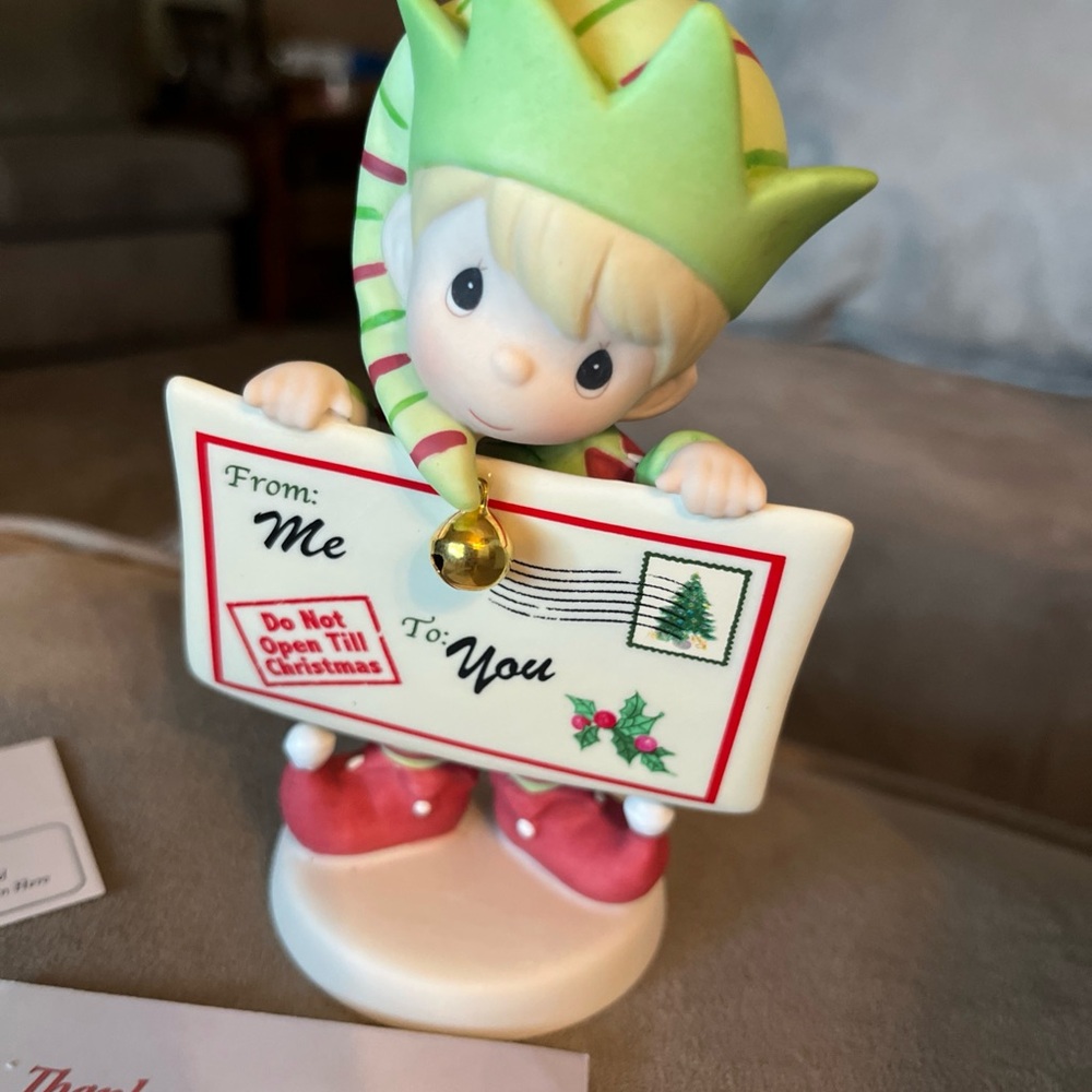 Precious Moments New Joy Peace Christmas Cheer in Here ELF figurine Collectible